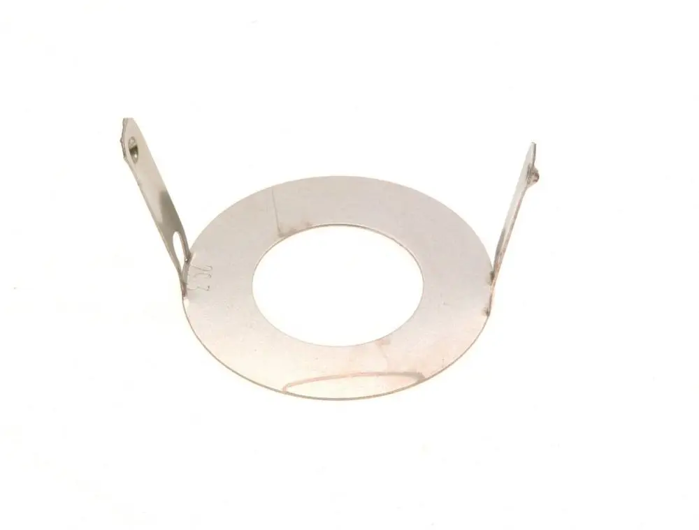 Stahlteil von Bosch mit kreisförmigem Körper und zwei seitlichen Halterungen, möglicherweise eine Luftdüse oder Befestigungselement aus Metall.